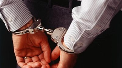 الإطاحة بمطلوب في قضايا مالية تتجاوز 120 مليون ريال بمكة