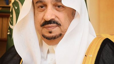 أمير الرياض يدشّن مشروعات بـ243 مليون ريال في حوطة بني تميم