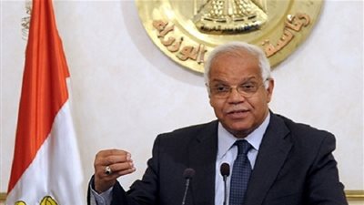 وزير النقل: تطوير 212 محطة سكة حديد بتكلفة مليار ونصف  