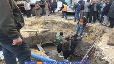 عاجل.. عطل جديد يؤخر عودة المياه بالجيزة عدة ساعات جديدة (صور)  