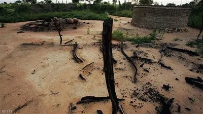 سكان قرية سودانية: 