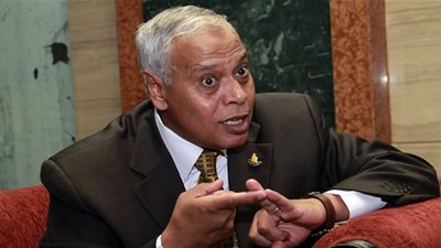 حمدي بخيت يكشف سبب زيارة السيسي لـ طلبة الكلية الحربية 