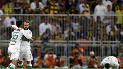  الأهلي يسحق الاتحاد في 