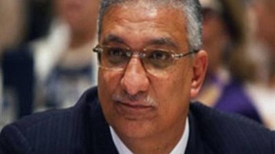 وزير التنمية المحلية: لا يوجد رئيس في العالم يقتطع من وقته للشباب مثل السيسي