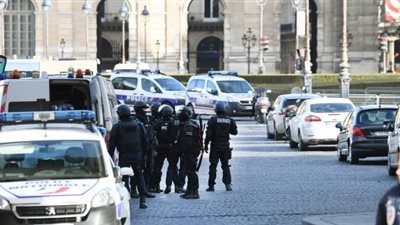 والد منفذ هجوم اللوفر: نطالب بتوضيح ملابسات اعتقال إبني وإطلاق النار عليه