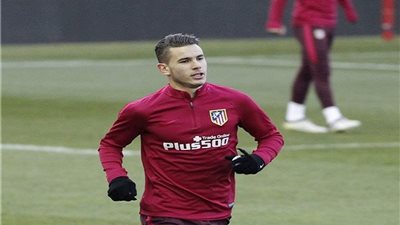 سيميوني يستبعد مدافع أتلتيكو من لقاء ليجانيس بعد أزمته الأخيرة