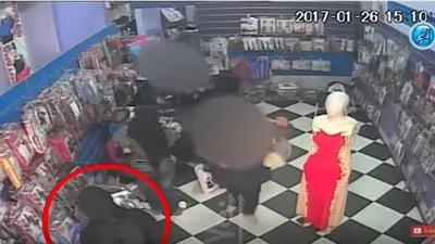 تعرف على أحدث طرق السرقة الحريمي.. ورجل 