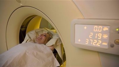 خمس علامات على وجود السرطان وخمس طرق للوقاية منه