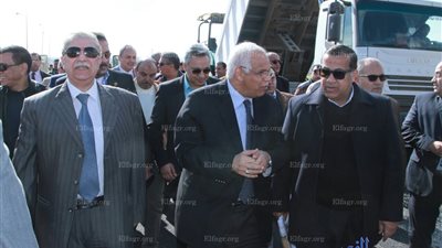وزير النقل: انتهاء المرحلة الأولى لمحور 