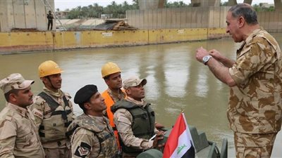 اتفاق لتولي وزير الدفاع العراقي السابق قيادة حرس نينوى