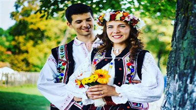 شاهدي ملابس الزفاف التقليدية حول العالم! (صور)