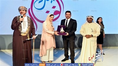 المصمم وليد عطا الله يطلق مجموعته الجديدة (صور)