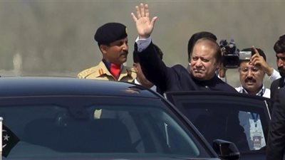 رئيس وزراء باكستان يؤكد ضرورة تعزيز العلاقات التجارية مع البحرين