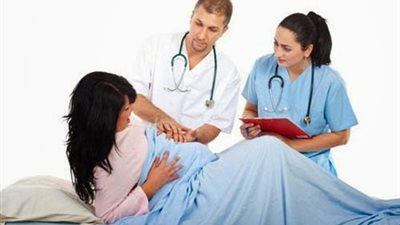 دراسة: مضاعفات الولادة قد تتسبب بإصابة الأطفال بالتوحد