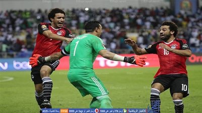 نجم المنتخب يكشف عن مفعول رسائل صلاح ويؤكد : 