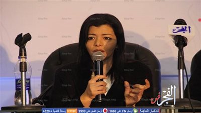 سعاد شوقي: محمد خان كان بداخله طفل صغير رغم عصبيته (صور)