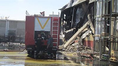 تفريغ الكاميرات المحيطة بموقع حريق مسرح الليسية وأنتداب فريق من الأدلة الجنائية