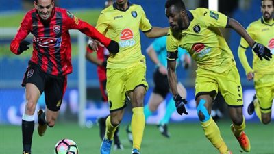التعاون يتغلب على الرائد ويتأهل لدور الثمانية بكأس خادم الحرمين
