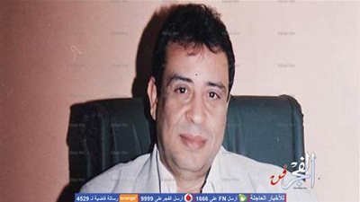 الموسيقار صلاح الشرنوبي يستقبل حفيدته 