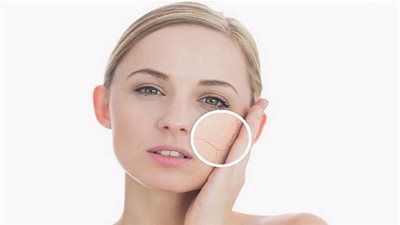 3 خلطات طبيعية شائعة تدمر بشرتك.. تجنبيها