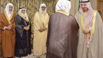 أمير نجران: قوة المجتمع السعودي في التفافه حول ولي أمره