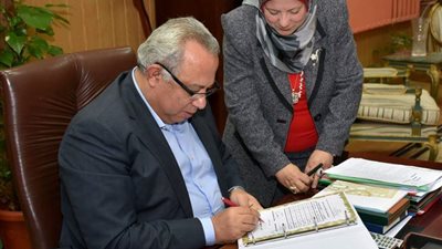 محافظ الشرقية يعتمد نتيجة الشهادة الإعدادية بنسبة نجاح  (74.66%)