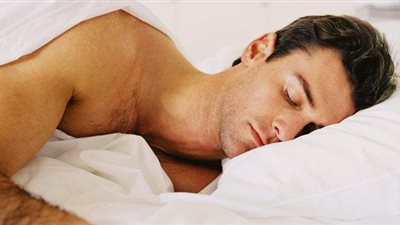 إليك ماذا تأكل أو تشرب في الليل لكي تنام بهدوء !