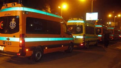 إصابة 15 عاملا بشركة حديد عز في حادث تصادم بطريق 