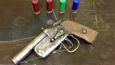 ضبط مزارع بحوزته سلاح ناري أجنبي الصنع بالأقصر