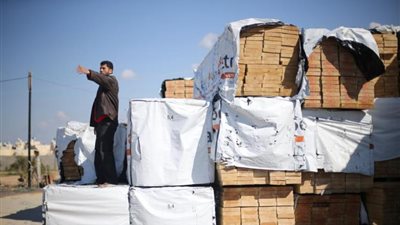 رويترز: الصادرات المصرية إلى غزة تشير إلى تحسن العلاقات مع حماس