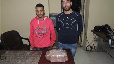 القبض علي عصابة 