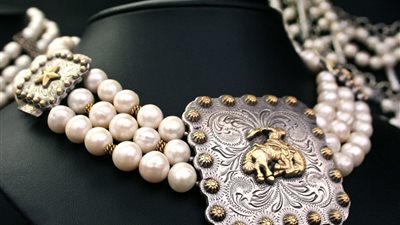 أجمل المجوهرات بأنوثة الشرائط الحريرية 