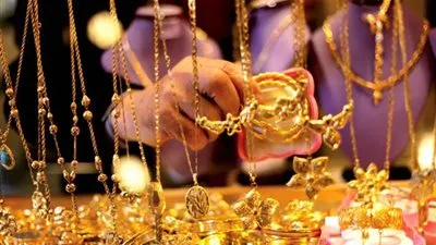 بعد جنون أسعاره.. الذهب المستعمل شبكة العرسان (صور)