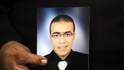 المصري منفذ هجوم اللوفر ينفي علاقته بـ