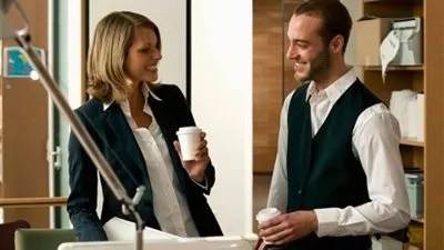 بعد عقد القران.. هل تقبل الزوجة بصداقة زوجها لفتاة والعكس؟ (إجابات صادمة) 