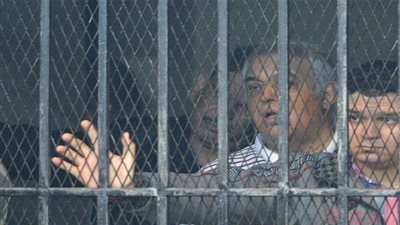 عاجل.. ترحيل وزير الري الأسبق لقسم إمبابة بعد الحكم بسجنه 7 سنوات