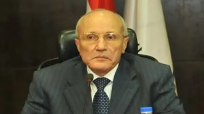 وزيرا الإنتاج الحربي والاستثمار يبحثان تنفيذ مشروع زراعة نباتات عطرية ببني سويف 