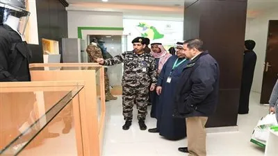 افتتاح معرض 