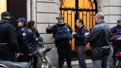 بدء التحقيق رسميا مع المشتبه به في هجوم متحف اللوفر