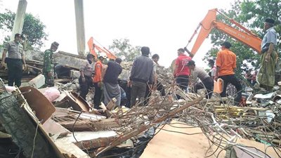 مصرع وإصابة أكثر من 100 شخص جراء زلزال عنيف جنوبي الفلبين