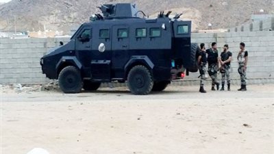 اشتباك مسلح بين الأمن وإرهابيين بـ