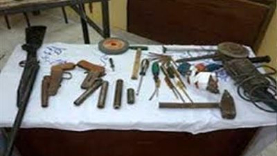 حبس عاطل حول منزله لورشة تصنيع أسلحة غير مرخصة في بني سويف