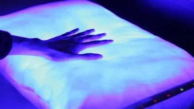 مزودة بحساسات لقياس معدل التنفس.. أول وسادة إلكترونية لعلاج الأرق !