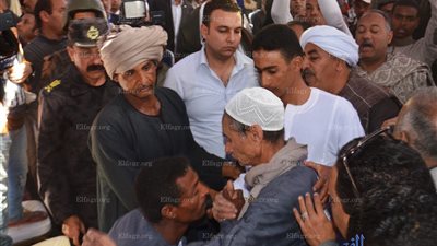 جلسة صلح بين أبناء عائلة السخاينة وعائلة النصوره بقوص (صور) 