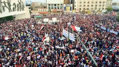 إنسحاب المتظاهرين من المنطقة الخضراء تلبية لطلب مقتدى الصدر  