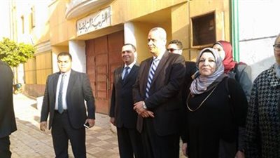 وزير التعليم يبدأ الفصل الدراسي الثاني بجولة في مدرسة الخديوية الثانوية العسكرية (صور)
