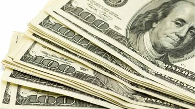 أعلى سعر للدولار في ختام تعاملات اليوم بالبنوك 