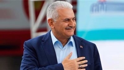 رئيس الوزراء التركي يروج للنظام الرئاسي أمام الجالية في ألمانيا