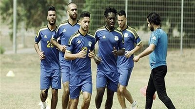 حسام حسن يطالب جماهير المصري بدعم الفريق في المران قبل موقعة إيفاني