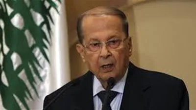الرئيس اللبناني يطالب بحل الأزمة السورية لاستقرار الأوضاع في المنطقة